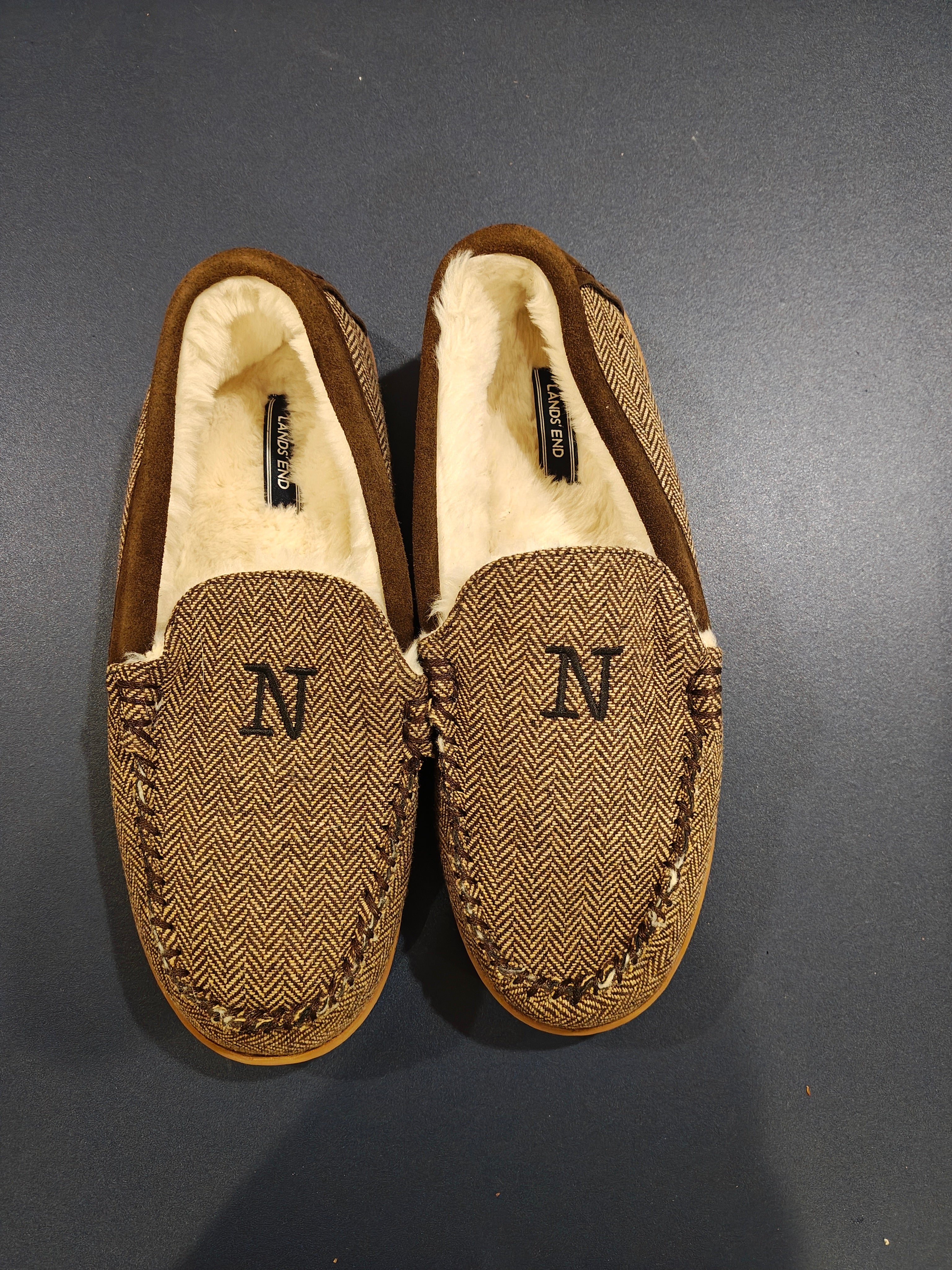 Lands' End Men's Fuzzy Lined Suede Moccasin Slippers Monogrammed N - Size 10