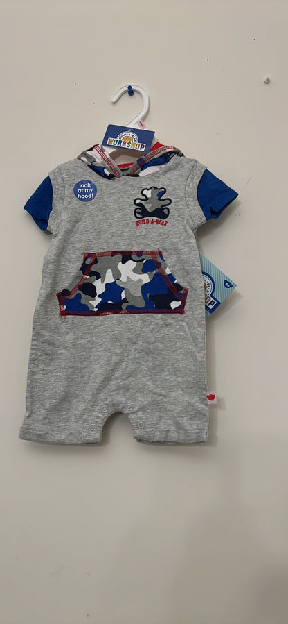 One Piece Baby Boys Build a Bear outfit - 9M
